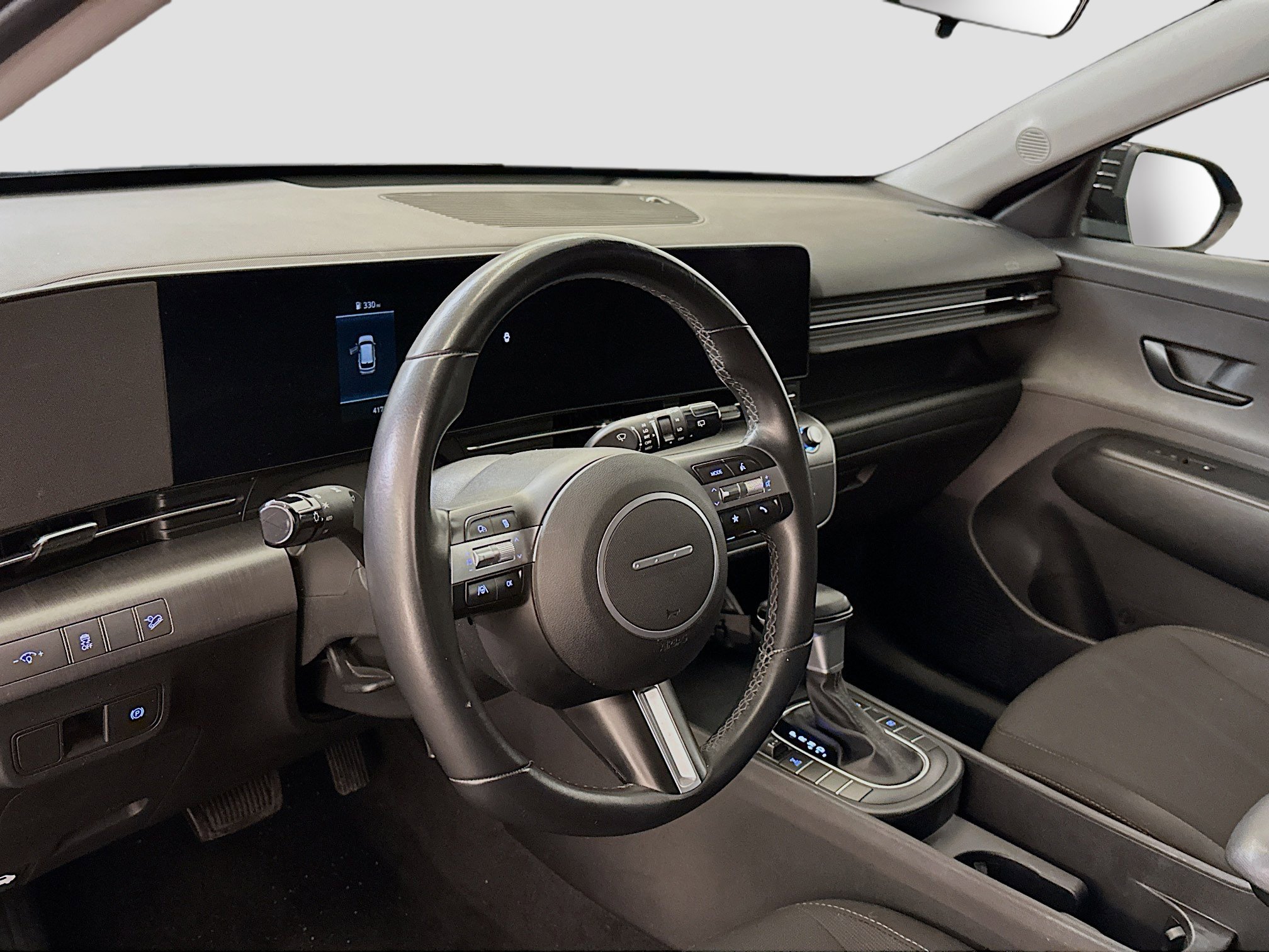 Used 2024 Hyundai Kona SEL image 18