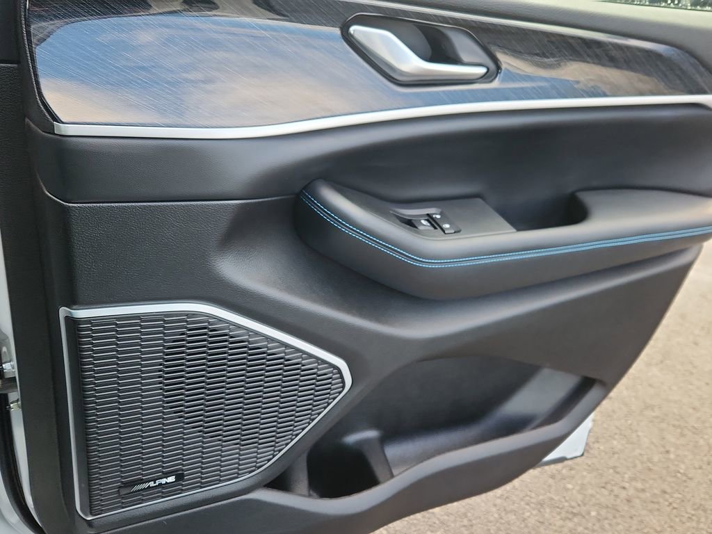 Used 2022 Jeep Grand Cherokee Trailhawk image 14