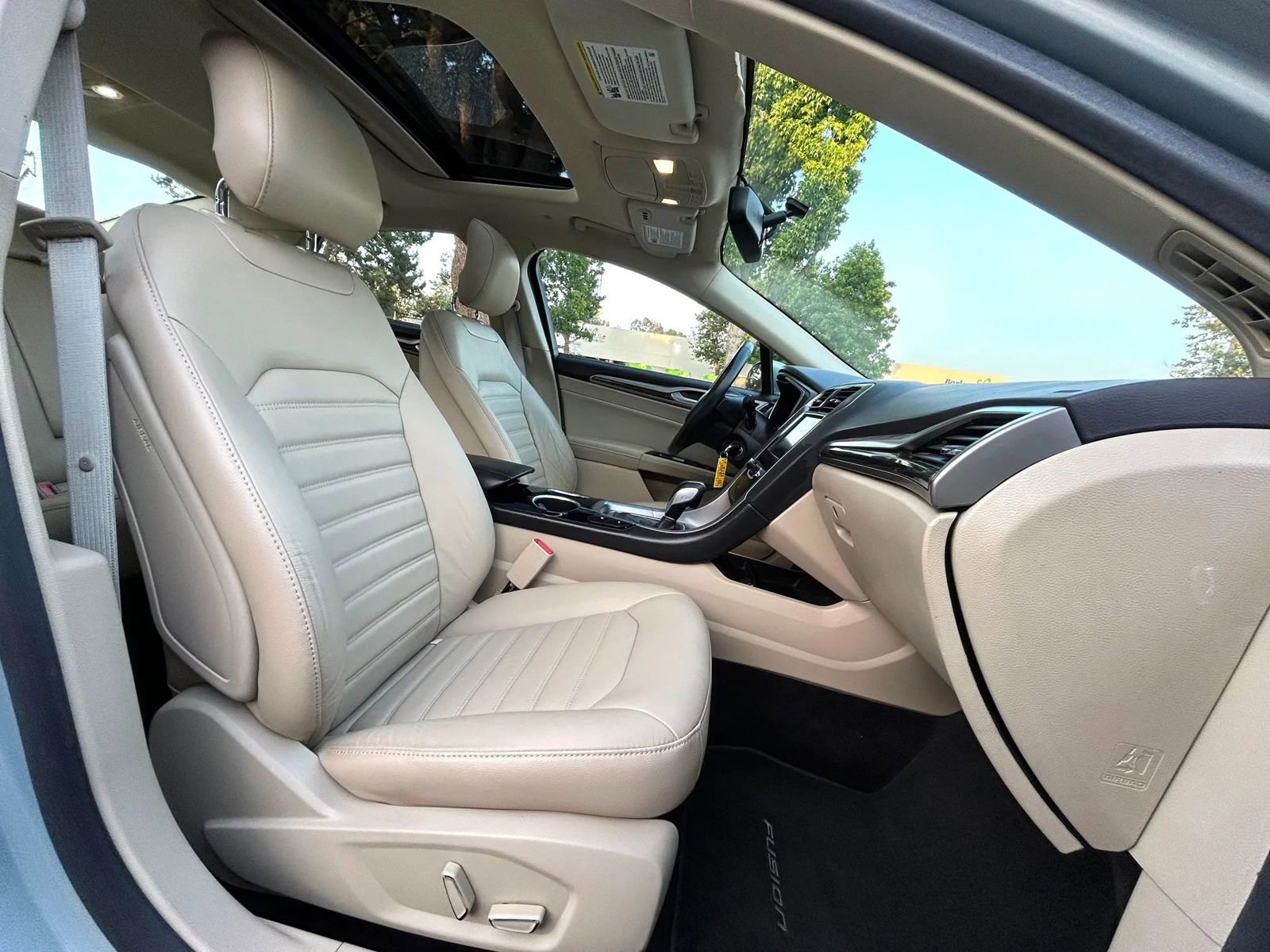 Used 2013 Ford Fusion Energi SE FWD image 11