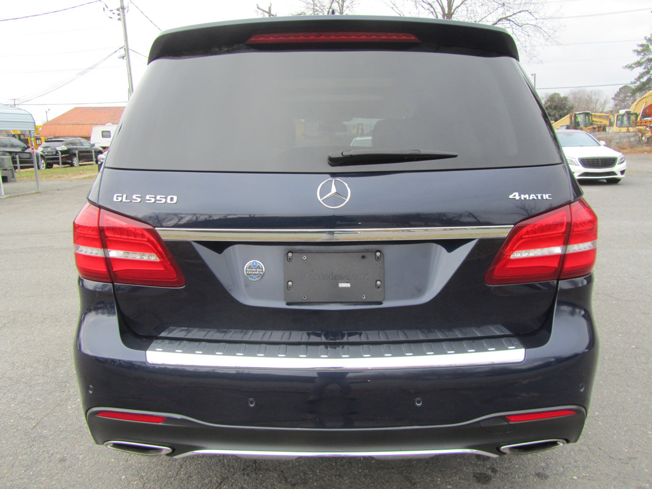 Used 2018 Mercedes-Benz GLS 550 4MATIC w/ Driver Assistance Package image 9
