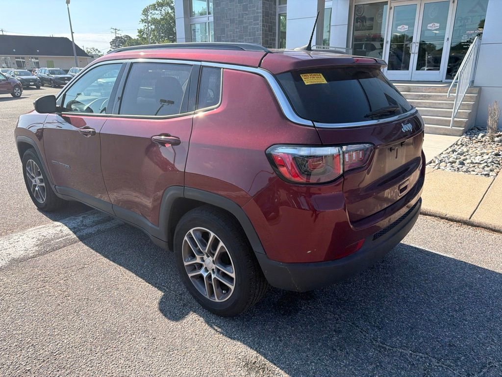 Used 2020 Jeep Compass Latitude FWD image 10