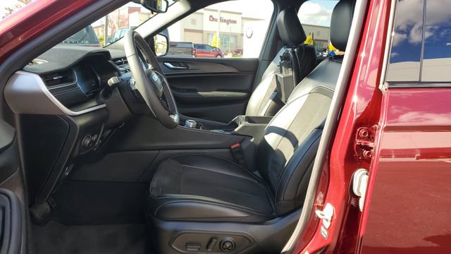 Certified 2024 Jeep Grand Cherokee L Altitude image 4