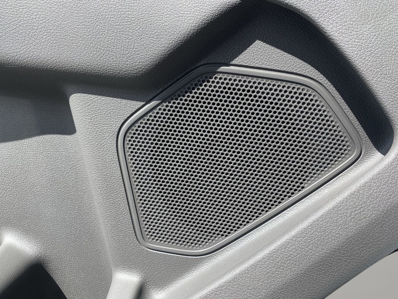 New 2026 Ford Transit 150 Low Roof RWD image 17
