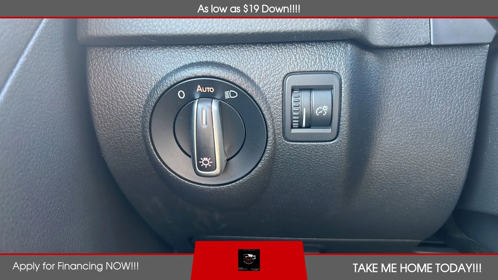 Used 2017 Volkswagen Tiguan Wolfsburg Edition image 19