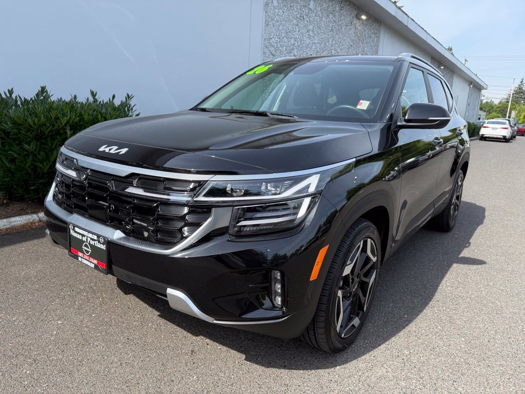 Used 2026 Kia Seltos SX w/ SX Sunroof Package AWD/4WD image 2