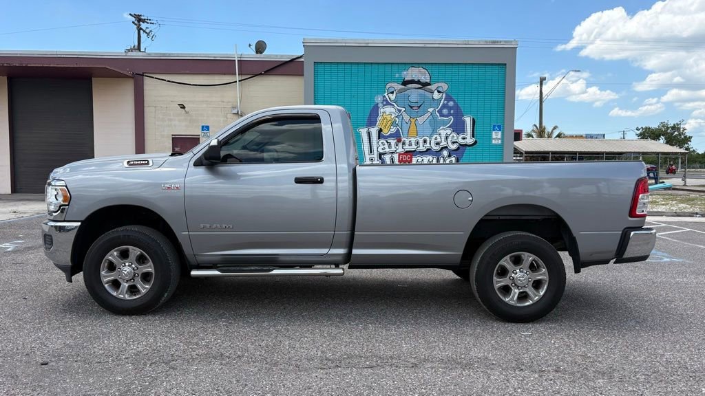 Used 2019 RAM 3500 Tradesman w/ Chrome Appearance Group AWD/4WD image 6