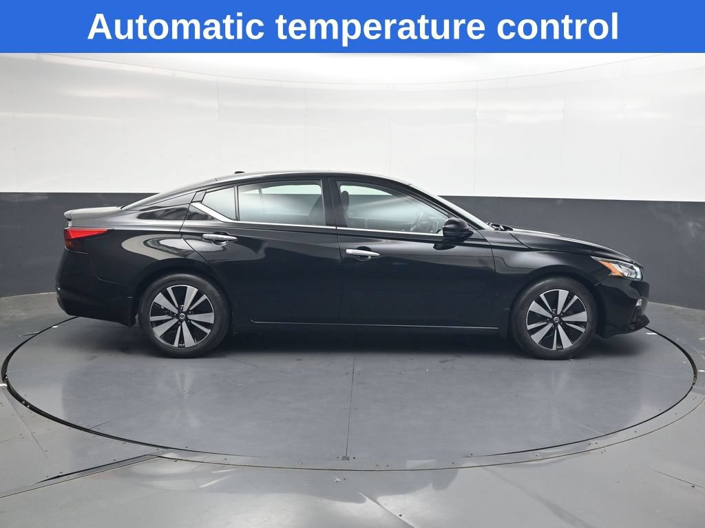 Used 2022 Nissan Altima 2.5 SL FWD image 3