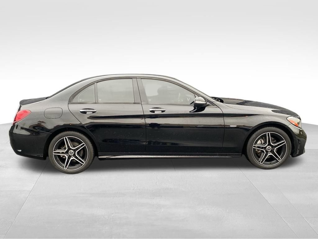 Used 2021 Mercedes-Benz C 300 4MATIC Sedan image 3