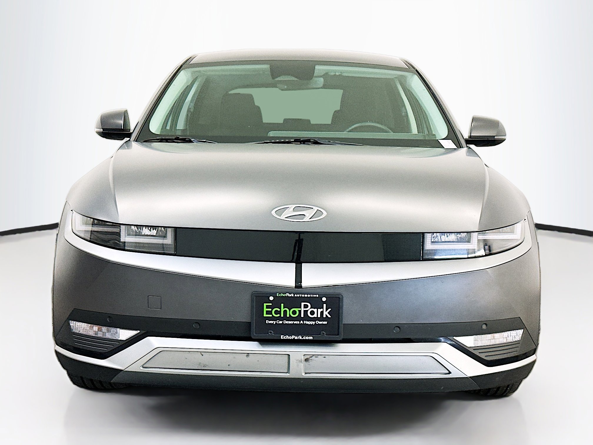 Used 2024 Hyundai Ioniq 5 SEL AWD/4WD image 2