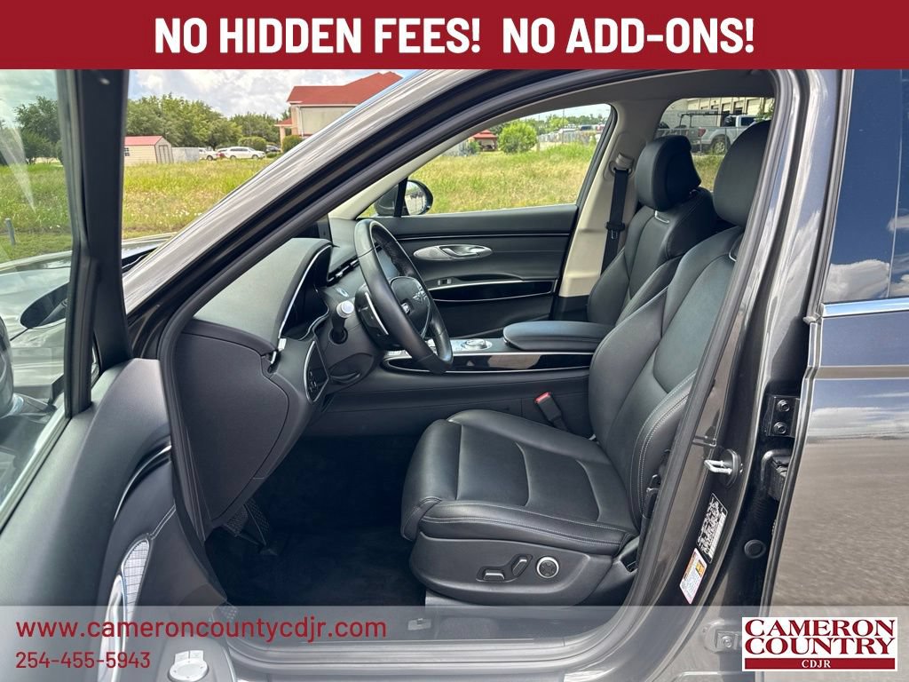 Used 2025 Genesis GV70 2.5T AWD/4WD image 12