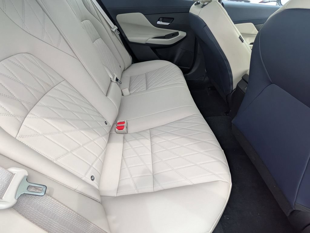 New 2026 Nissan Sentra SL w/ Floor Mat Package FWD image 23