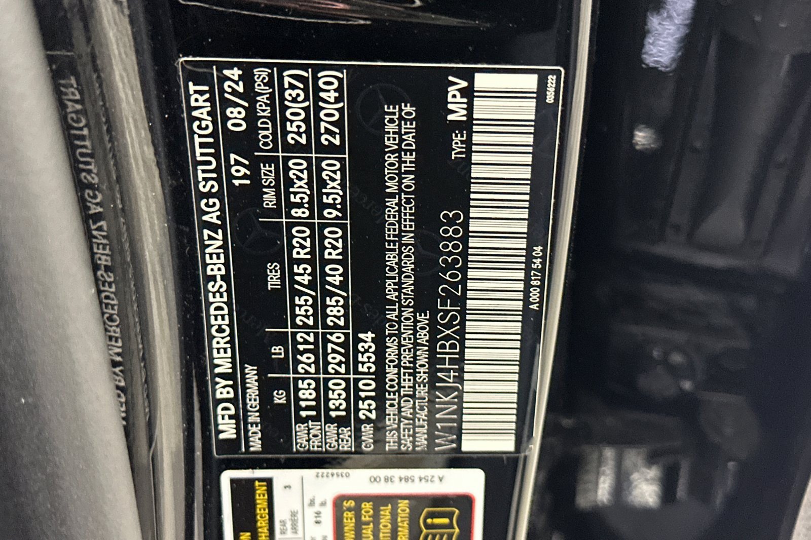 Used 2025 Mercedes-Benz GLC 300 4MATIC image 28