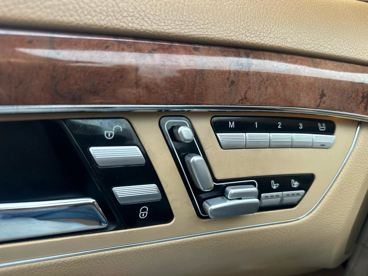 Used 2008 Mercedes-Benz S 550 4MATIC image 16