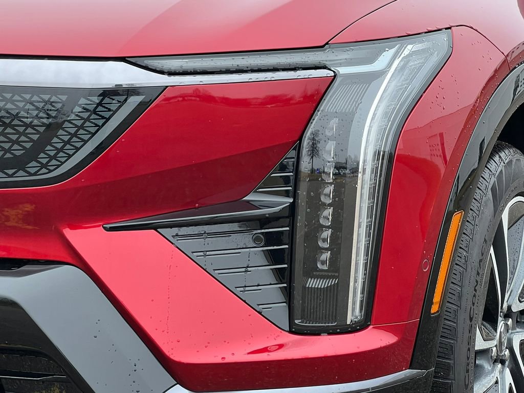 New 2026 Cadillac Optiq Sport 1 image 35
