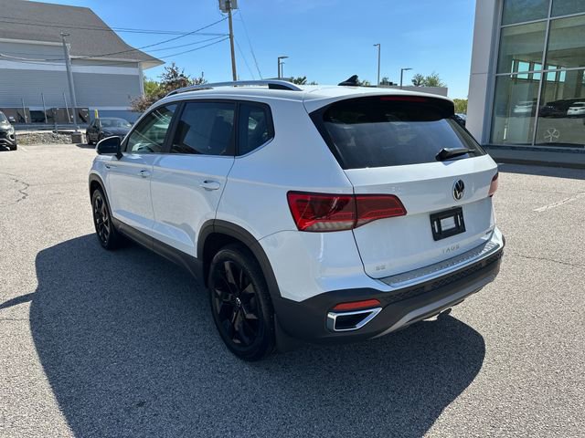 Certified 2023 Volkswagen Taos SE w/ Panoramic Sunroof Package AWD/4WD image 6