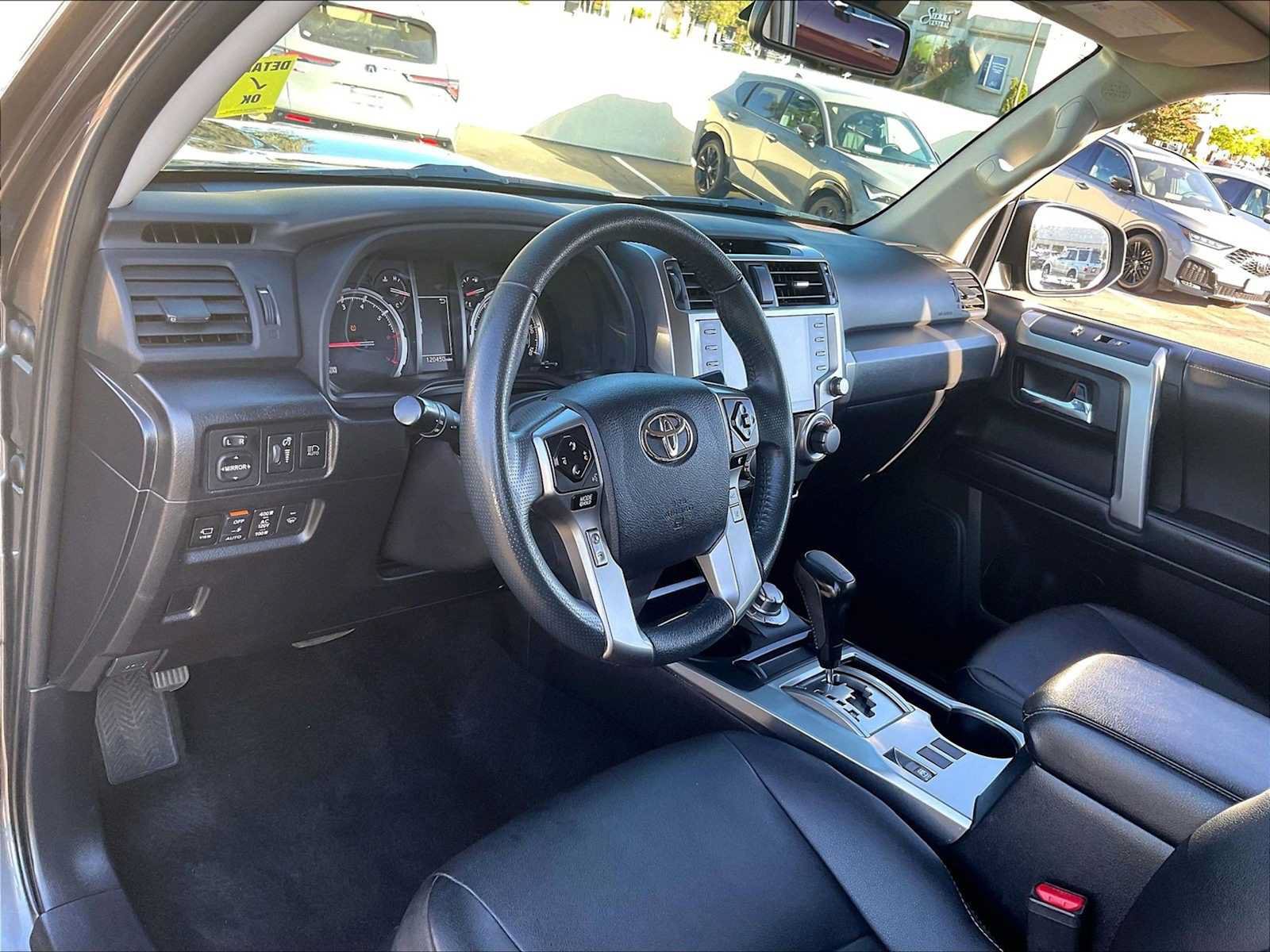 Used 2022 Toyota 4Runner TRD Sport w/ Technology Package AWD/4WD image 15