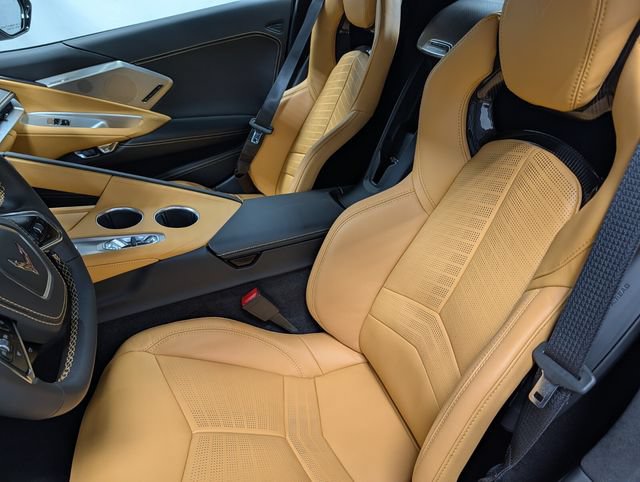 New 2027 Chevrolet Corvette Stingray Convertible w/ 3LT RWD image 23
