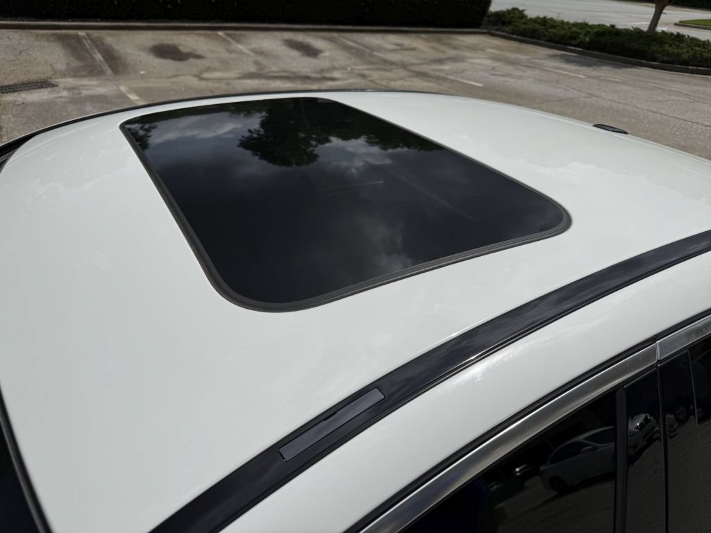 Used 2019 Mercedes-Benz C 300 Sedan w/ Premium Package image 12