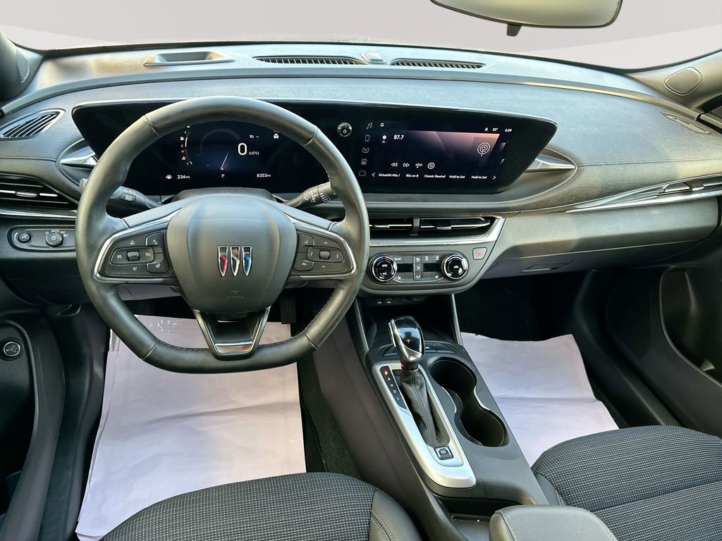 Used 2025 Buick Envista Preferred w/ Convenience I Package FWD image 23