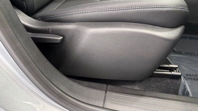 New 2026 Chevrolet Equinox EV LT FWD image 22