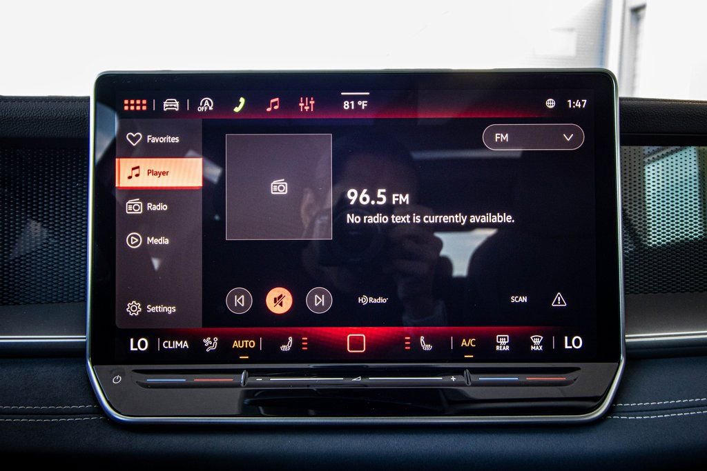 New 2026 Volkswagen Tiguan SE image 41