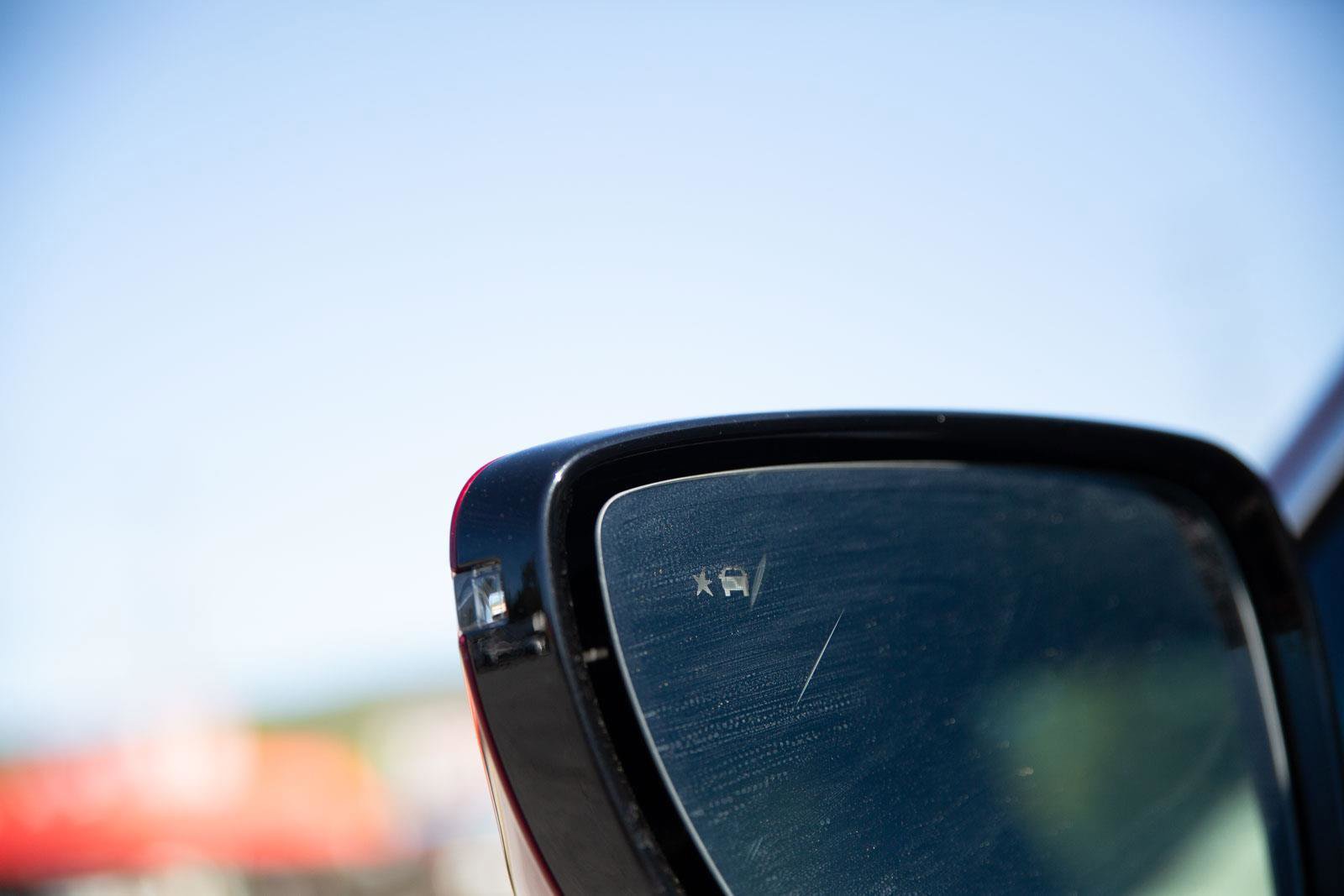 Used 2024 Buick Enclave Premium image 2