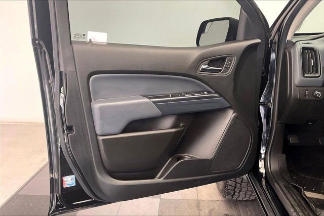 Used 2019 Chevrolet Colorado Z71 RWD image 25