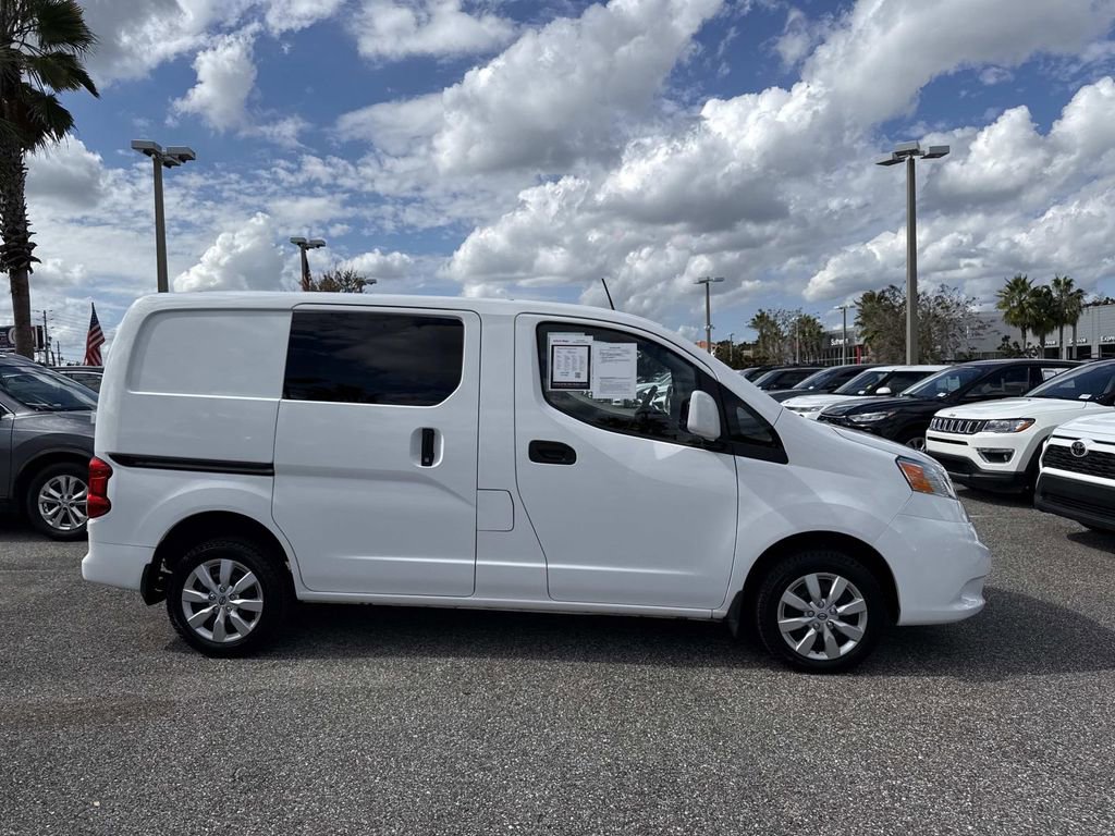 Used 2021 Nissan NV200 SV w/ Back Door Glass Package image 2