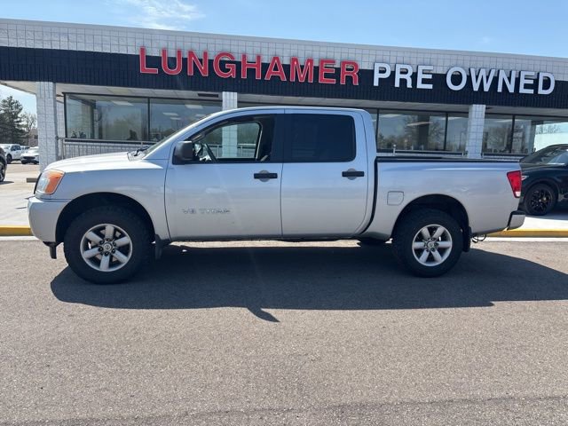 Used 2014 Nissan Titan S image 9