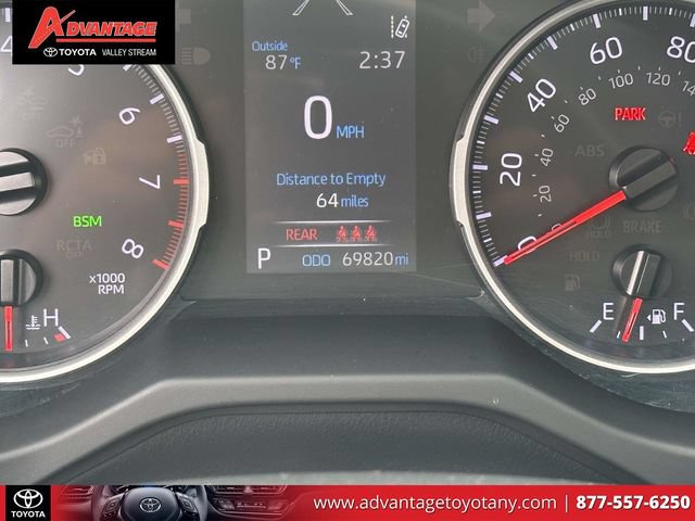 Certified 2020 Toyota RAV4 XLE Premium AWD/4WD image 30
