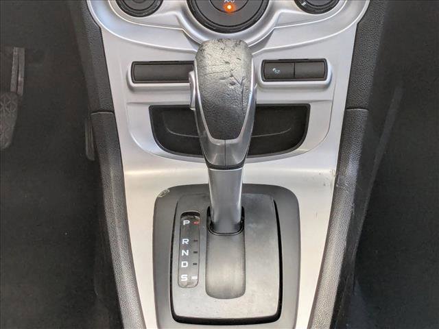 Used 2017 Ford Fiesta SE image 12