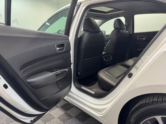 Used 2020 Acura TLX image 29