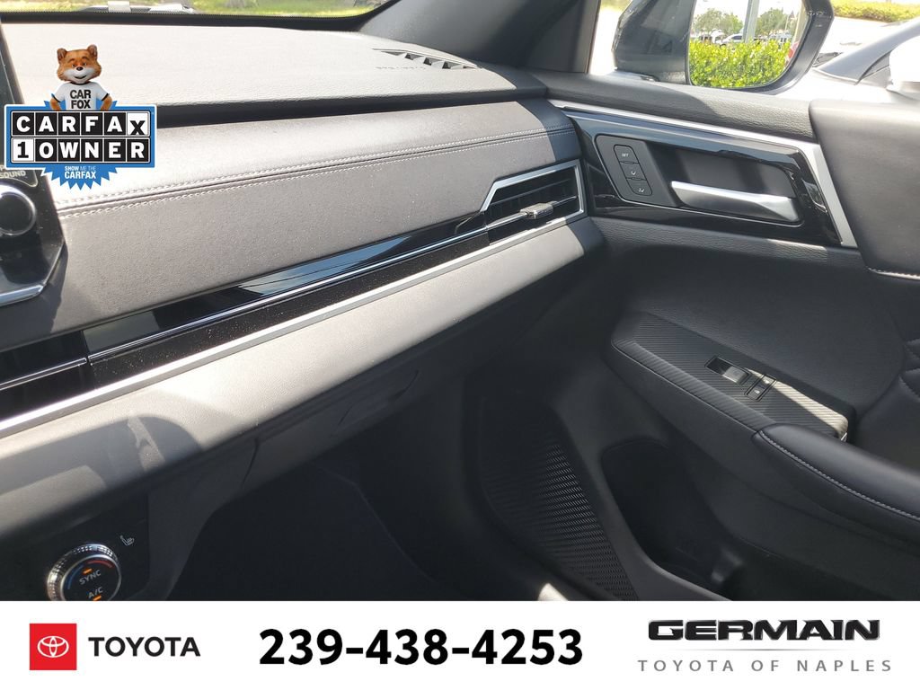 Used 2025 Mitsubishi Outlander SEL Black Edition AWD/4WD image 34