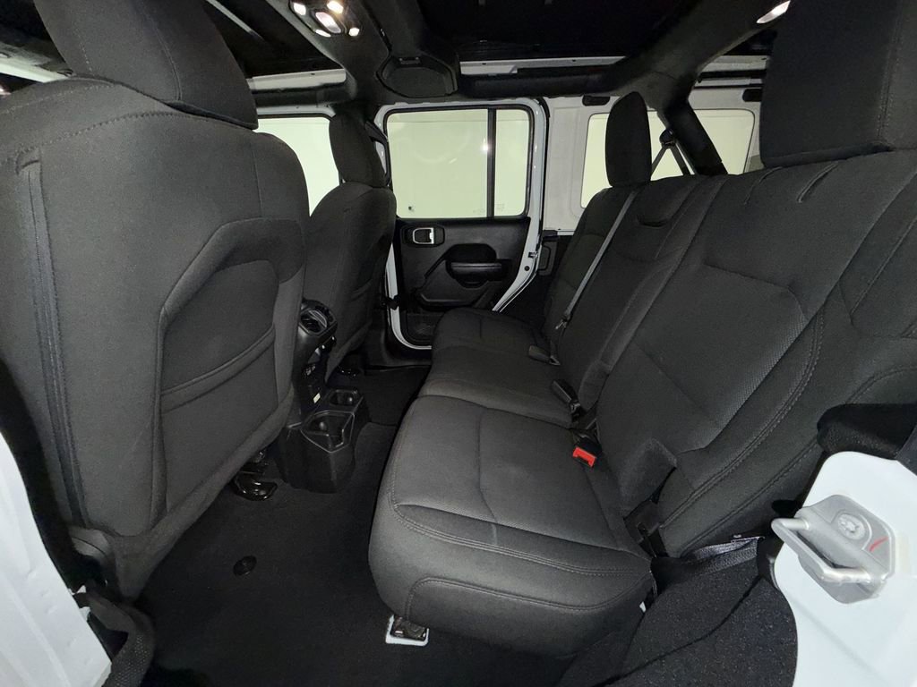 Used 2023 Jeep Wrangler Unlimited Sport w/ Sun And Sound Package AWD/4WD image 4