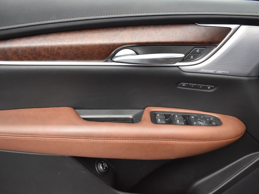 Certified 2024 Cadillac XT5 Premium Luxury w/ LPO, Floor Liner Package image 10