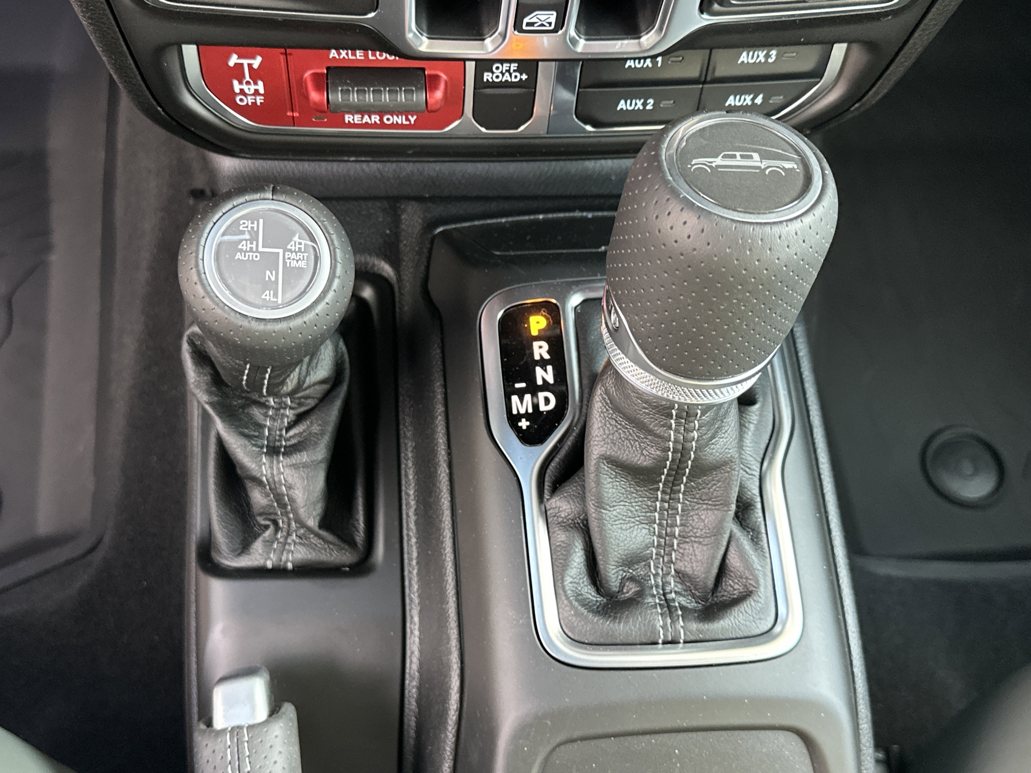 New 2026 Jeep Gladiator Mojave image 5