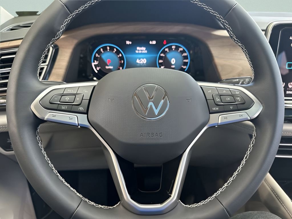 New 2026 Volkswagen Atlas SE image 14