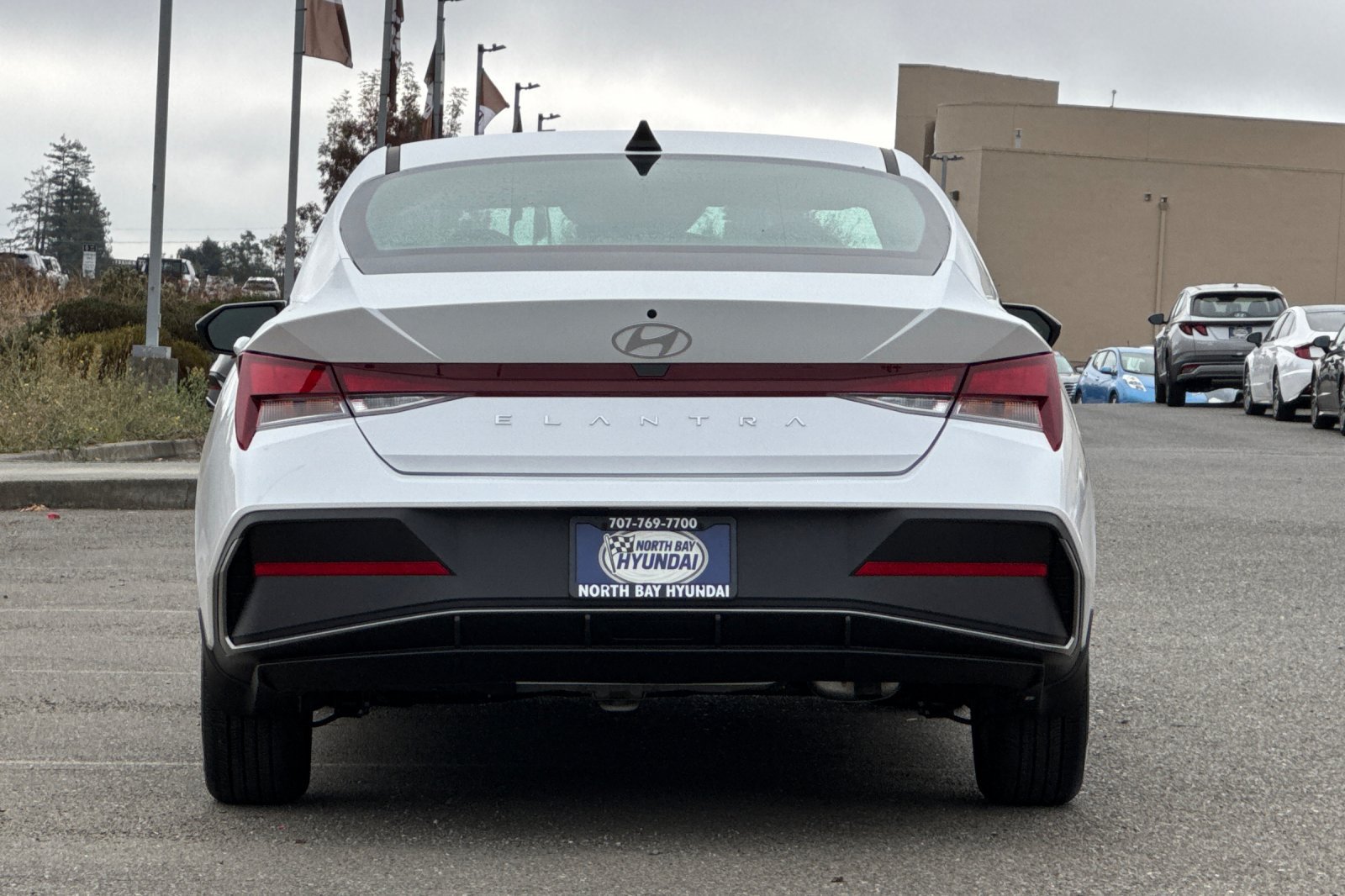 New 2026 Hyundai Elantra SE FWD image 5