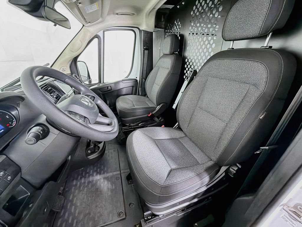 Used 2025 RAM ProMaster 2500 w/ U-Haul Equipment Group FWD image 19