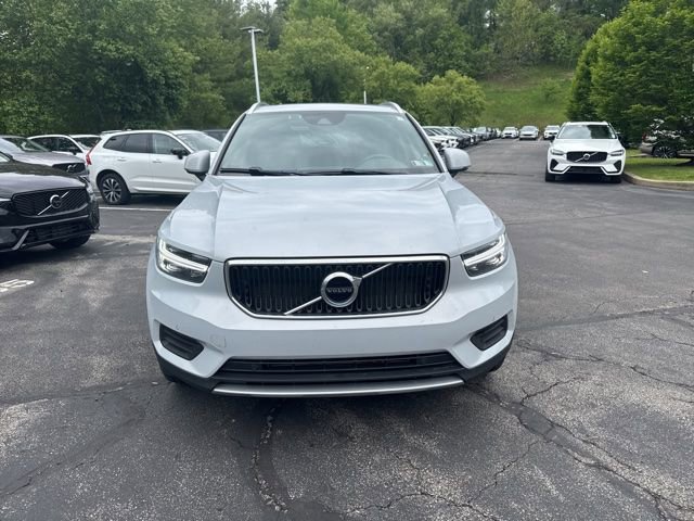 Used 2020 Volvo XC40 T5 Momentum w/ Protection Package AWD/4WD image 8