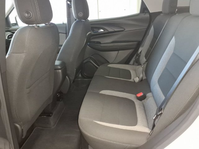 Used 2023 Chevrolet TrailBlazer LT FWD image 13
