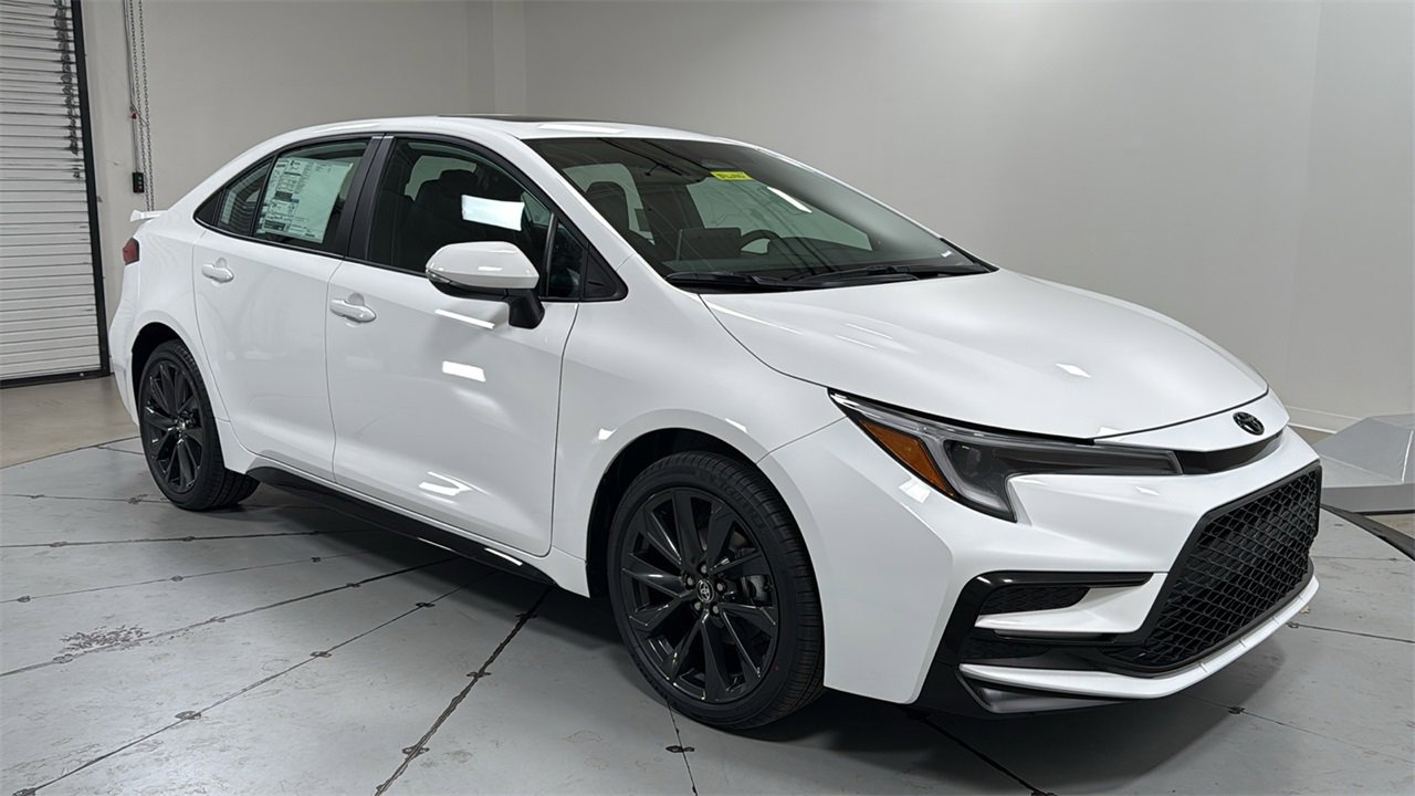 New 2026 Toyota Corolla XSE image 3