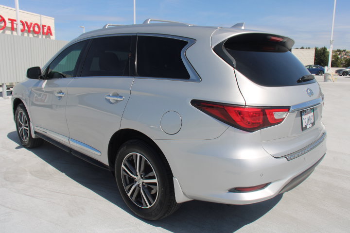 Used 2016 INFINITI QX60 Luxe w/ Premium Plus Package AWD/4WD image 5