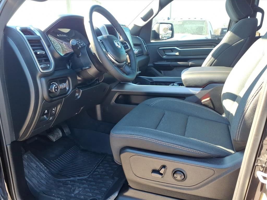 Used 2026 RAM 1500 Big Horn AWD/4WD image 11