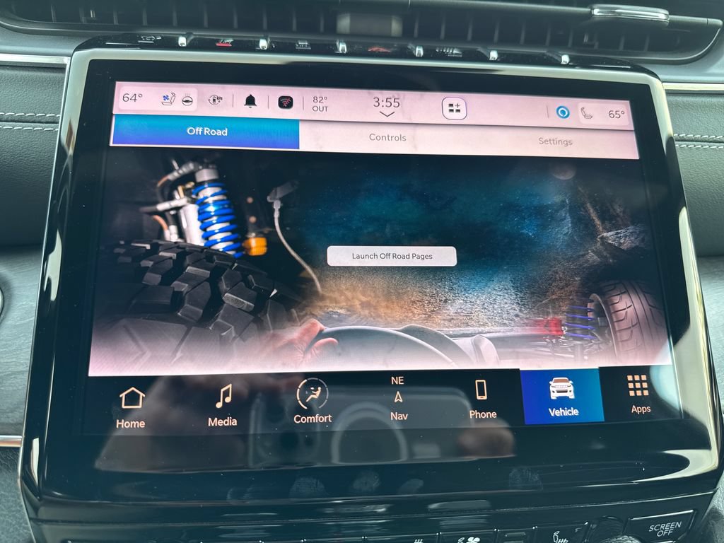 Certified 2023 Jeep Grand Cherokee Overland w/ Adv Protech Group III AWD/4WD image 33