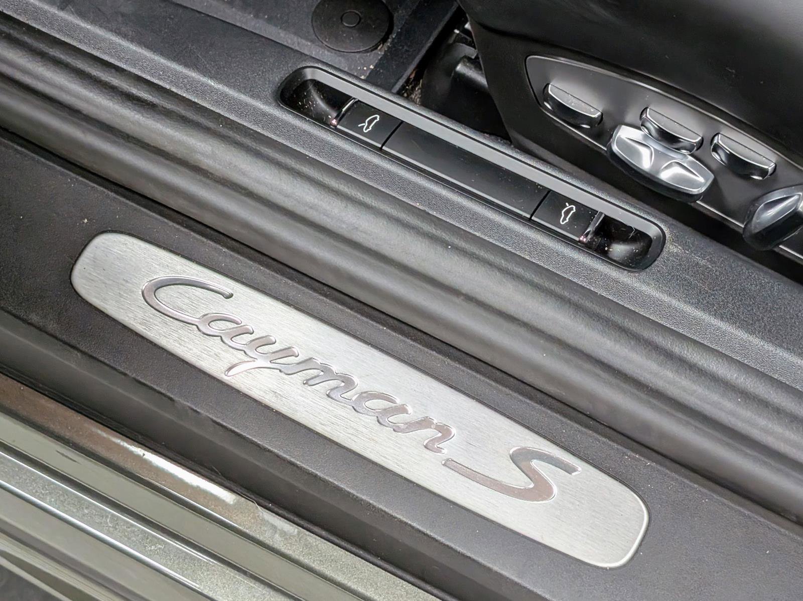 Used 2025 Porsche 718 Cayman S image 18