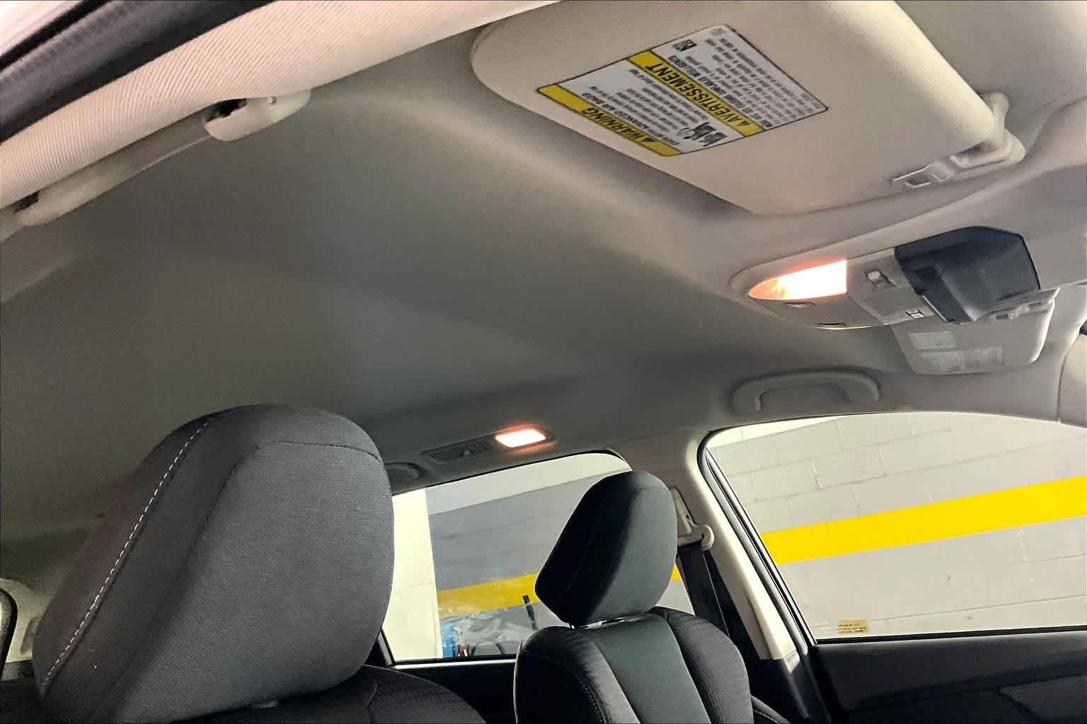 Used 2022 Subaru Ascent Premium w/ Convenience Package AWD/4WD image 13