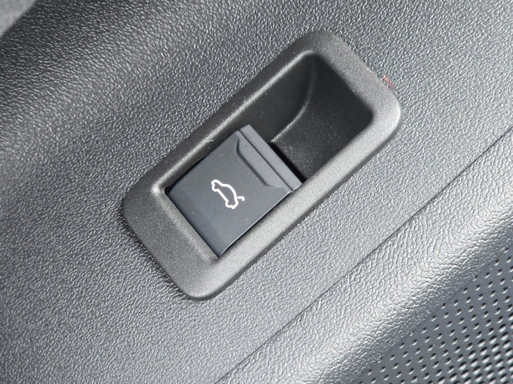 New 2027 Audi S6 e-tron Prestige AWD/4WD image 33