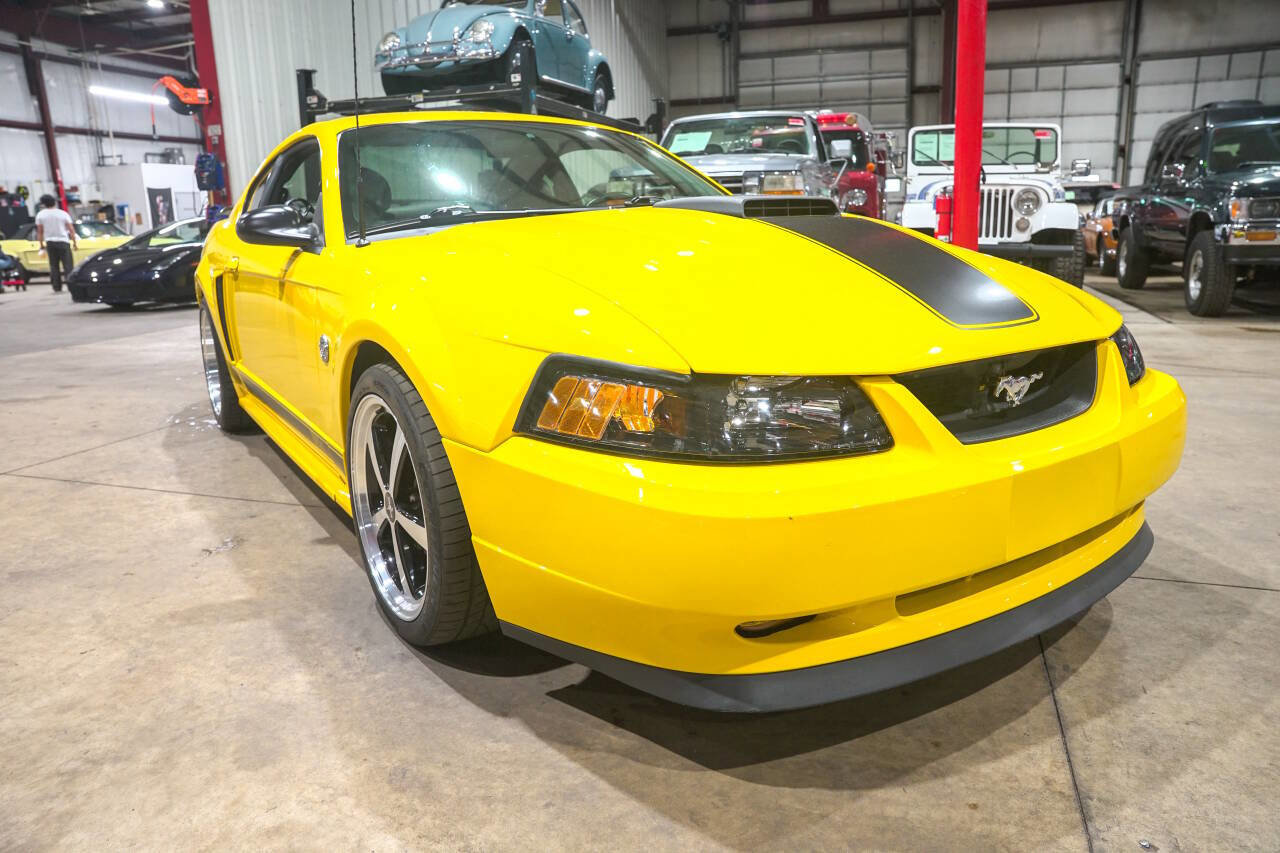 Used 2004 Ford Mustang Mach 1 RWD image 12