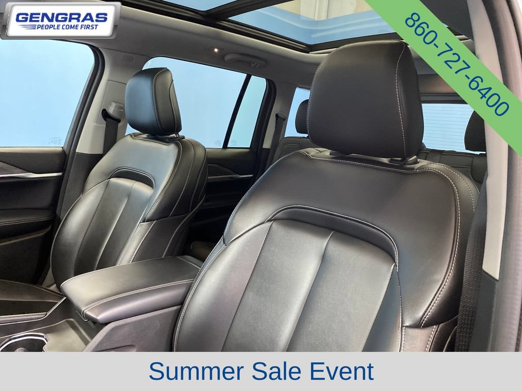 Used 2023 Jeep Grand Cherokee 4WD 4xe image 9
